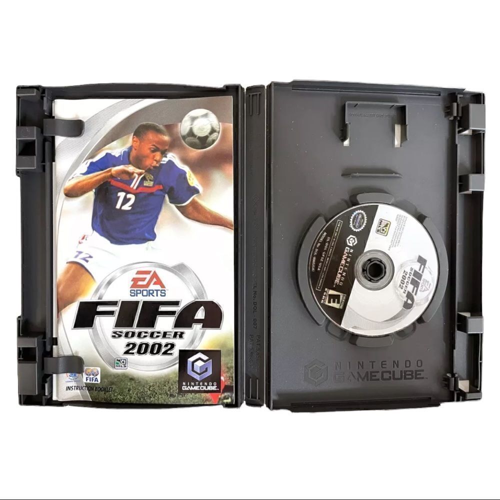 Nintendo Gamecube FIFA Soccer 2002 EA Sports Game - Picture 2 of 3